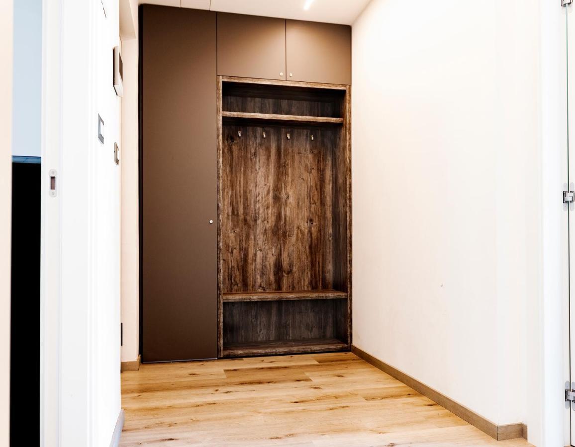 Roma Ariston 7 Apartment Bolzano Bagian luar foto